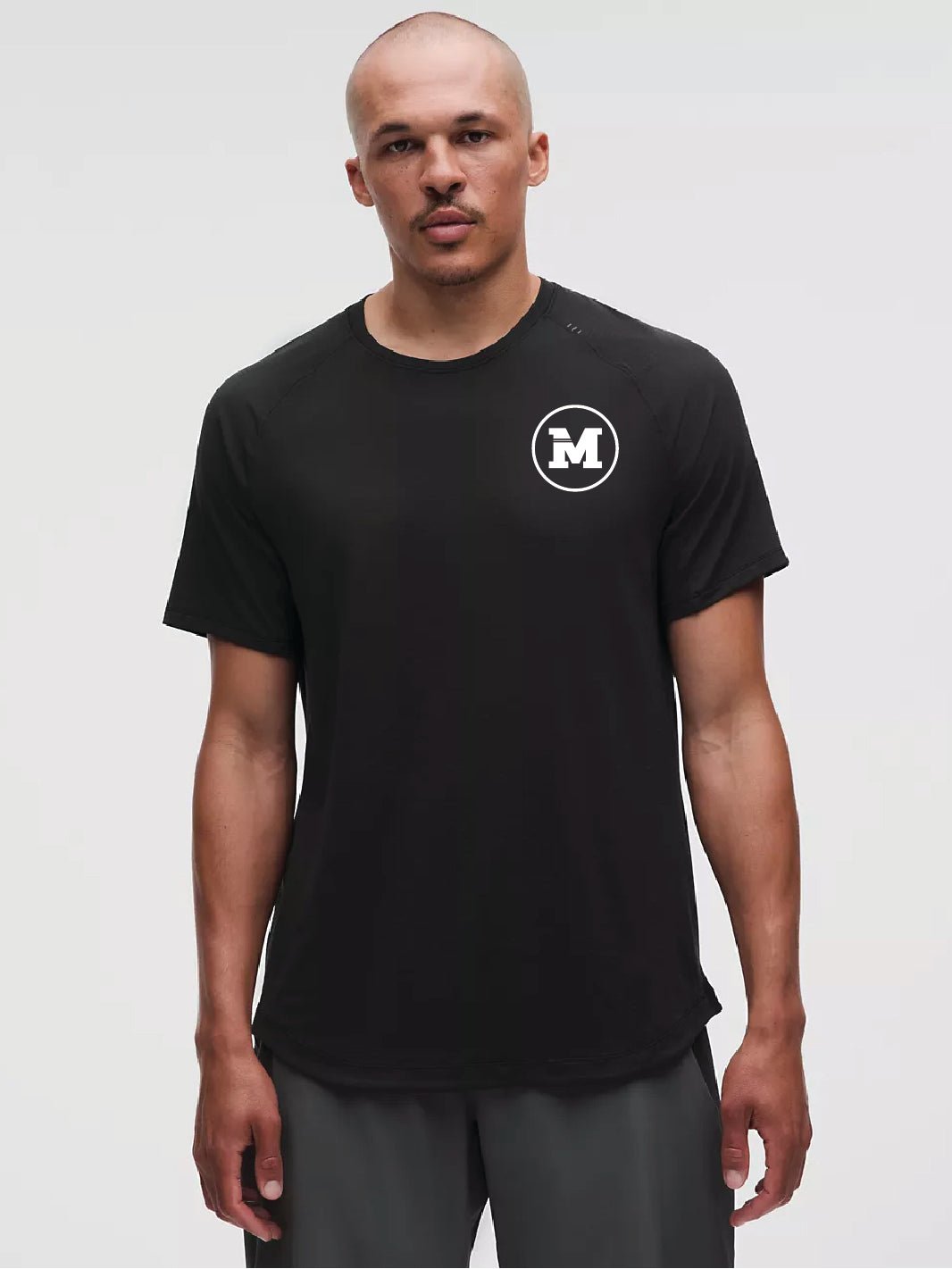 Mississauga Canoe Club | Lululemon Men's License to Train Short Sleeve Shirt - Oddball Workshop